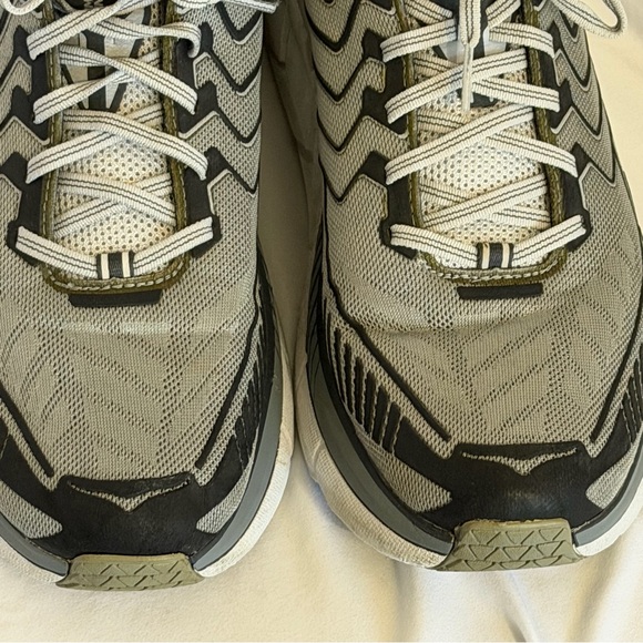 Hoka Clifton 4 Men’s Size 12 Max Cushion Running Shoes Gray - Picture 3 of 10